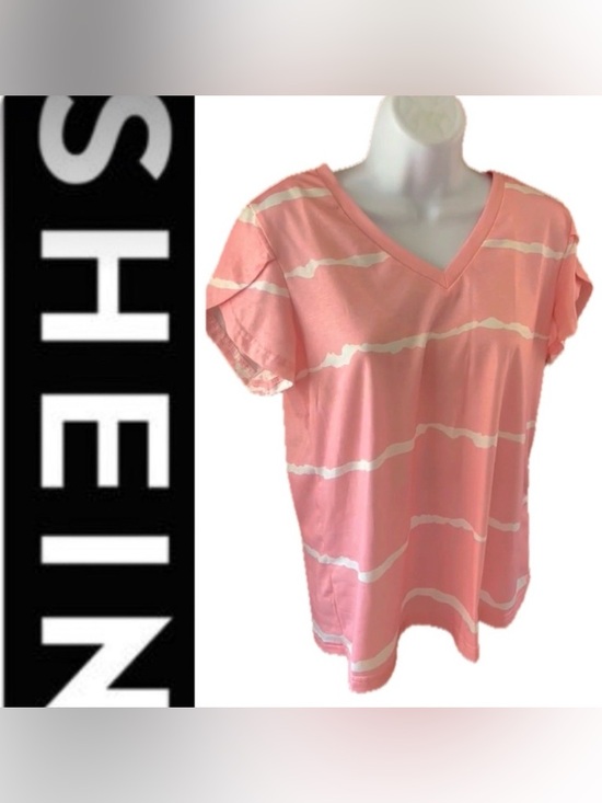 SHEIN Tops - SHEIN Pink & White Top 🌸🤍🌸🤍
